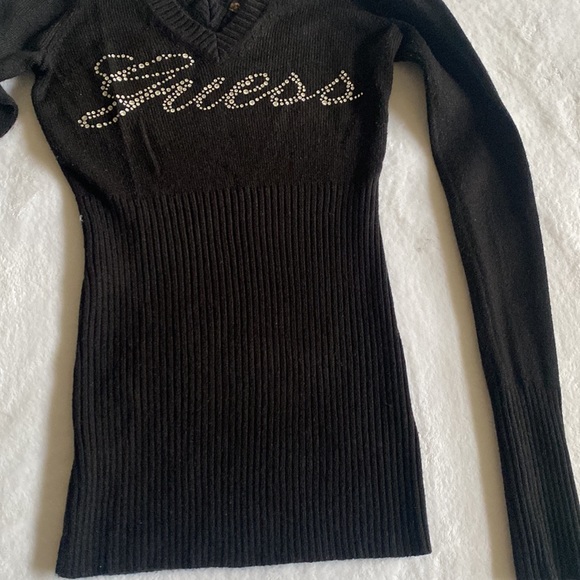 Women’s top long sleeve open shoulder size medium used good condition.  #5 - Picture 4 of 6